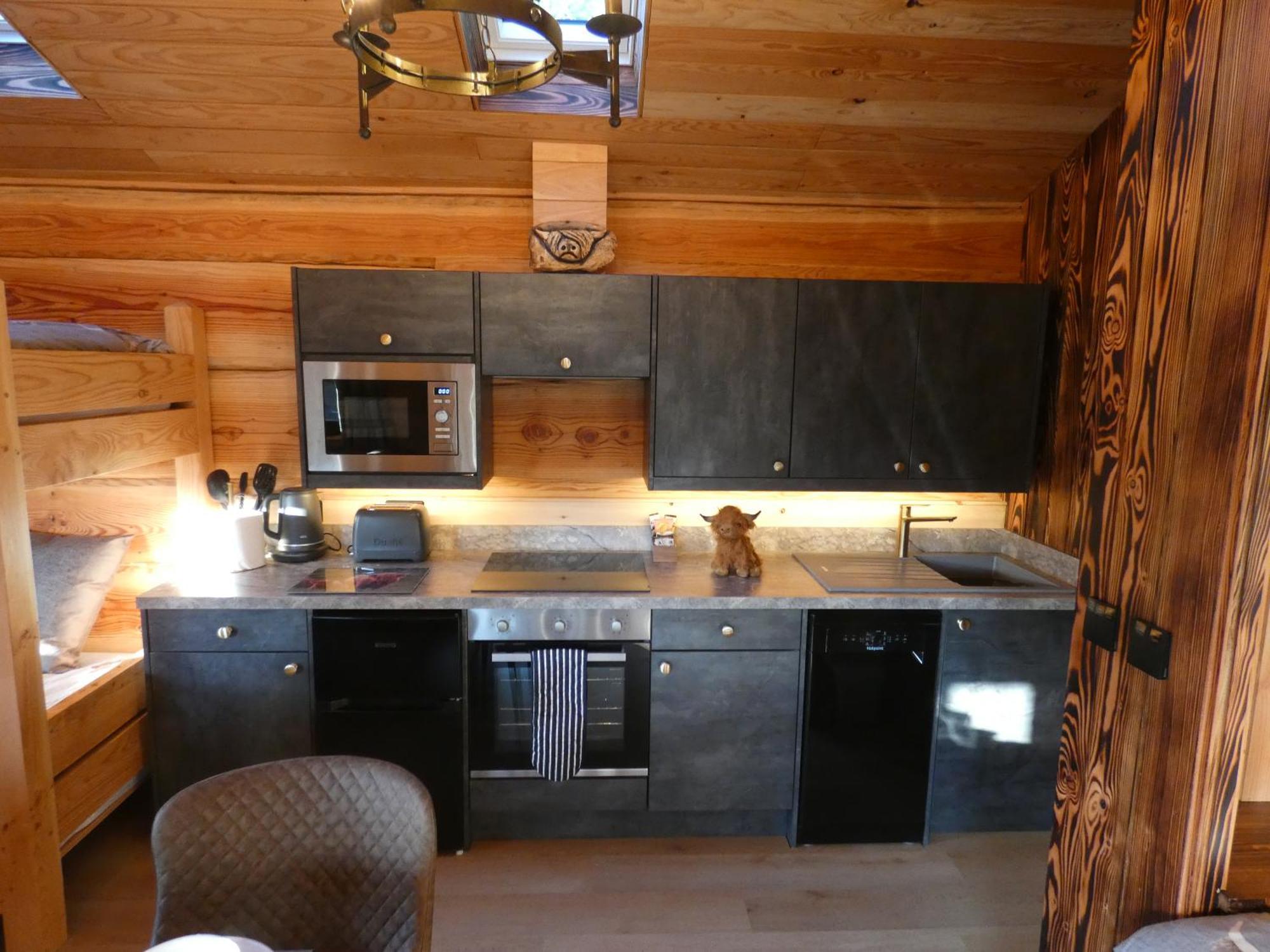 Abergwynant Farm Glamping & Apartments 돌겔라우 외부 사진