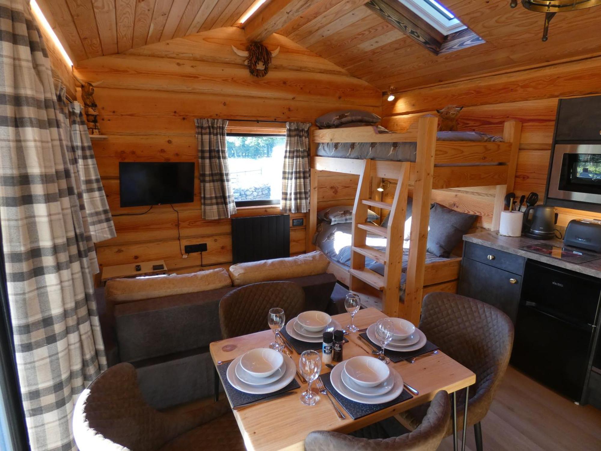 Abergwynant Farm Glamping & Apartments 돌겔라우 외부 사진