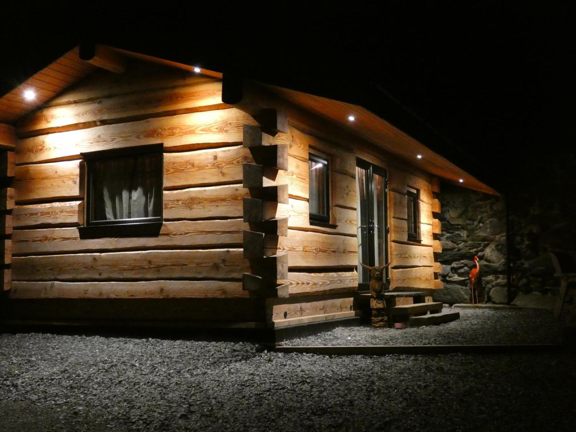 Abergwynant Farm Glamping & Apartments 돌겔라우 외부 사진