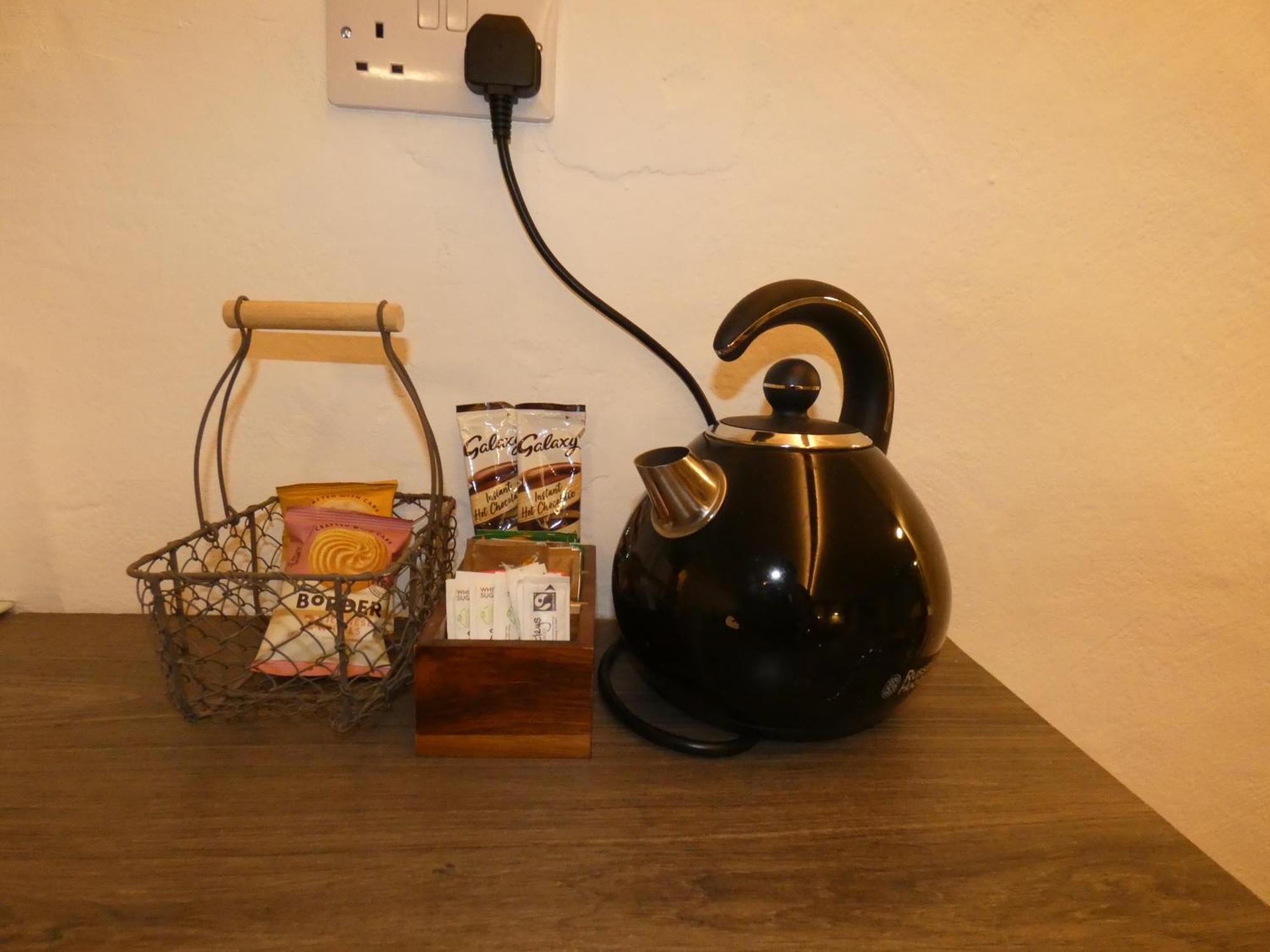 Abergwynant Farm Glamping & Apartments 돌겔라우 외부 사진