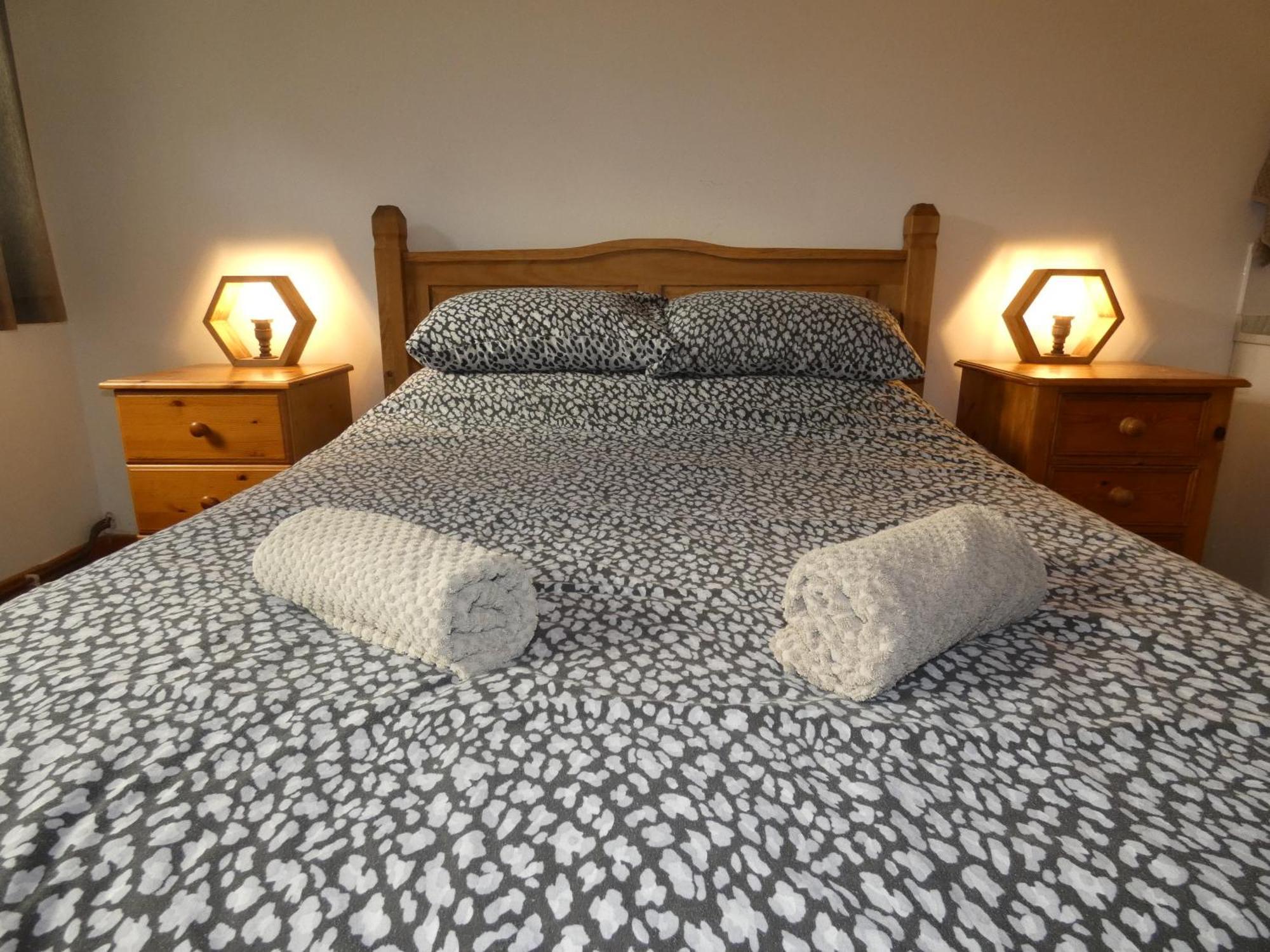 Abergwynant Farm Glamping & Apartments 돌겔라우 외부 사진