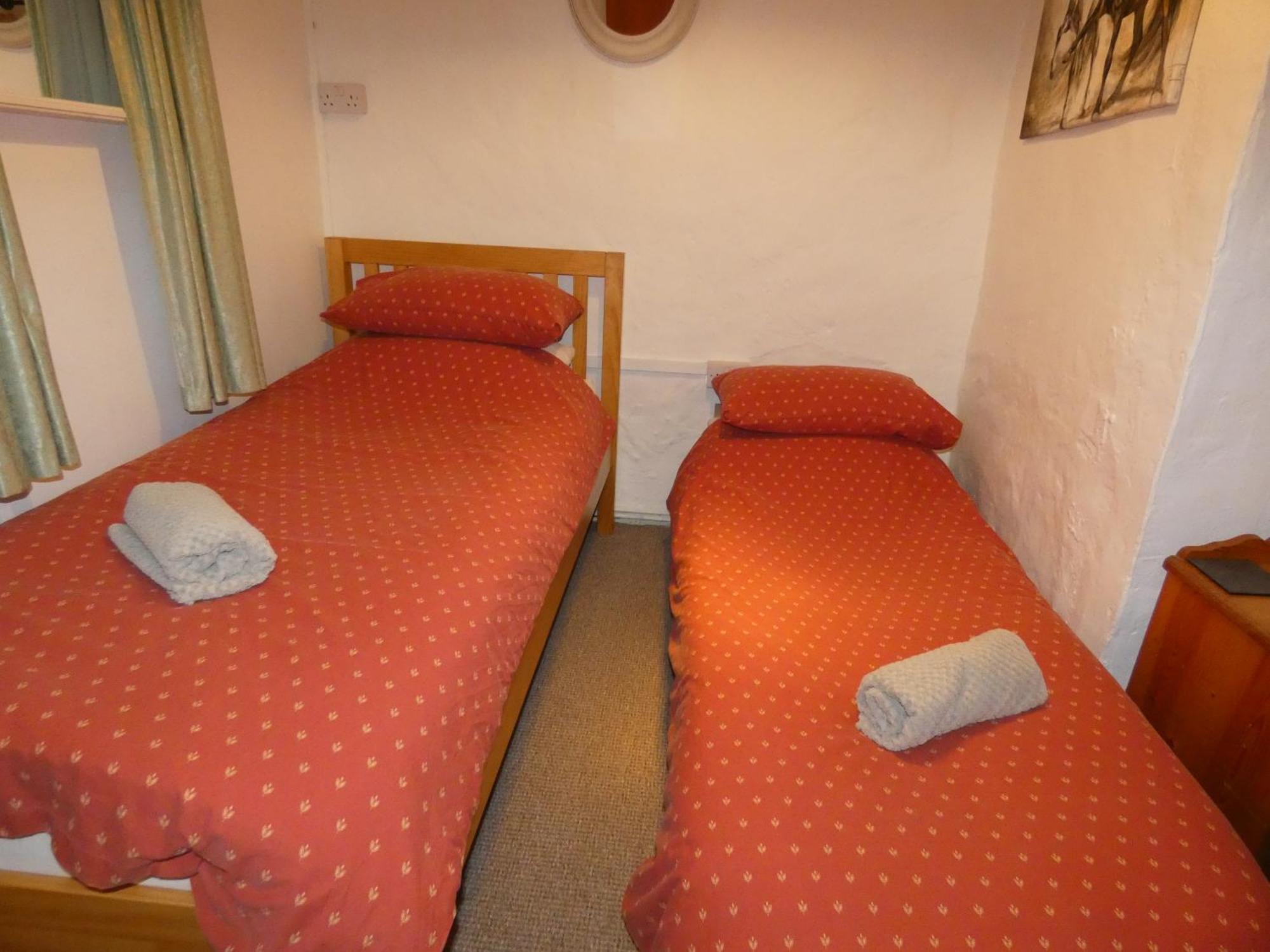 Abergwynant Farm Glamping & Apartments 돌겔라우 객실 사진